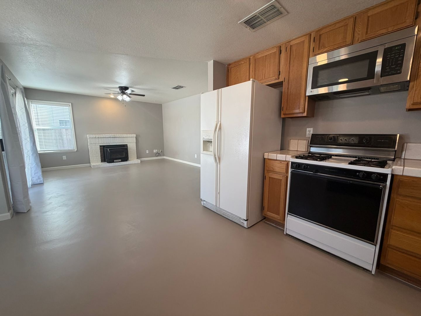 8420 Oak Flat Way  - Antelope - California - 4 bed, 3 bath rental property