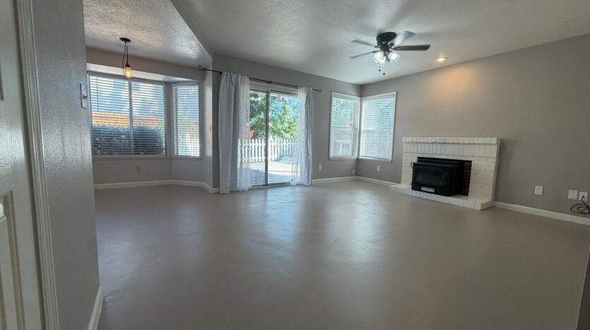 8420 Oak Flat Way  - Antelope - California - 4 bed, 3 bath rental property