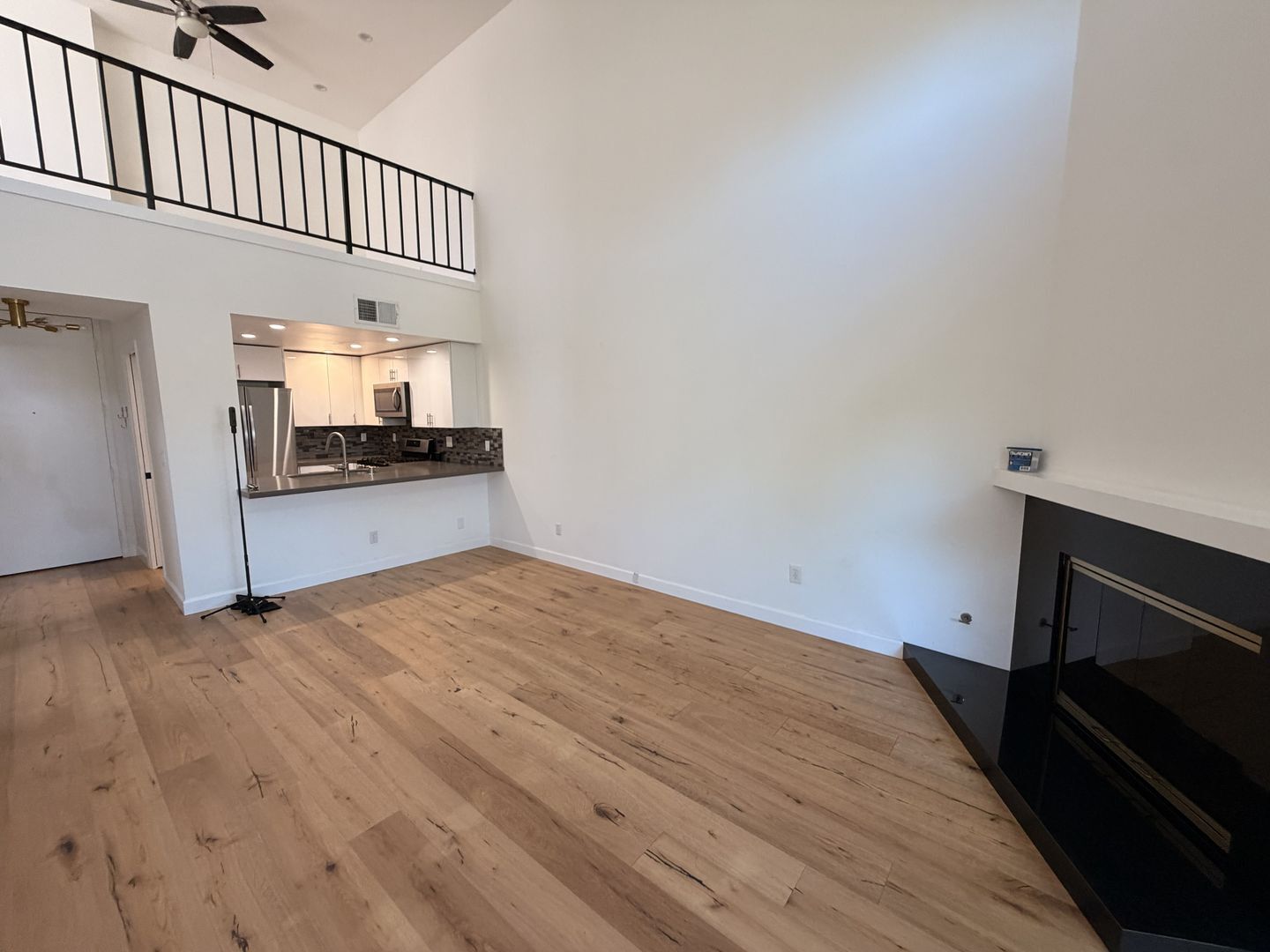 8707 Falmouth Ave Unit 304 - Los Angeles - California - 1 bed, 1 bath rental property