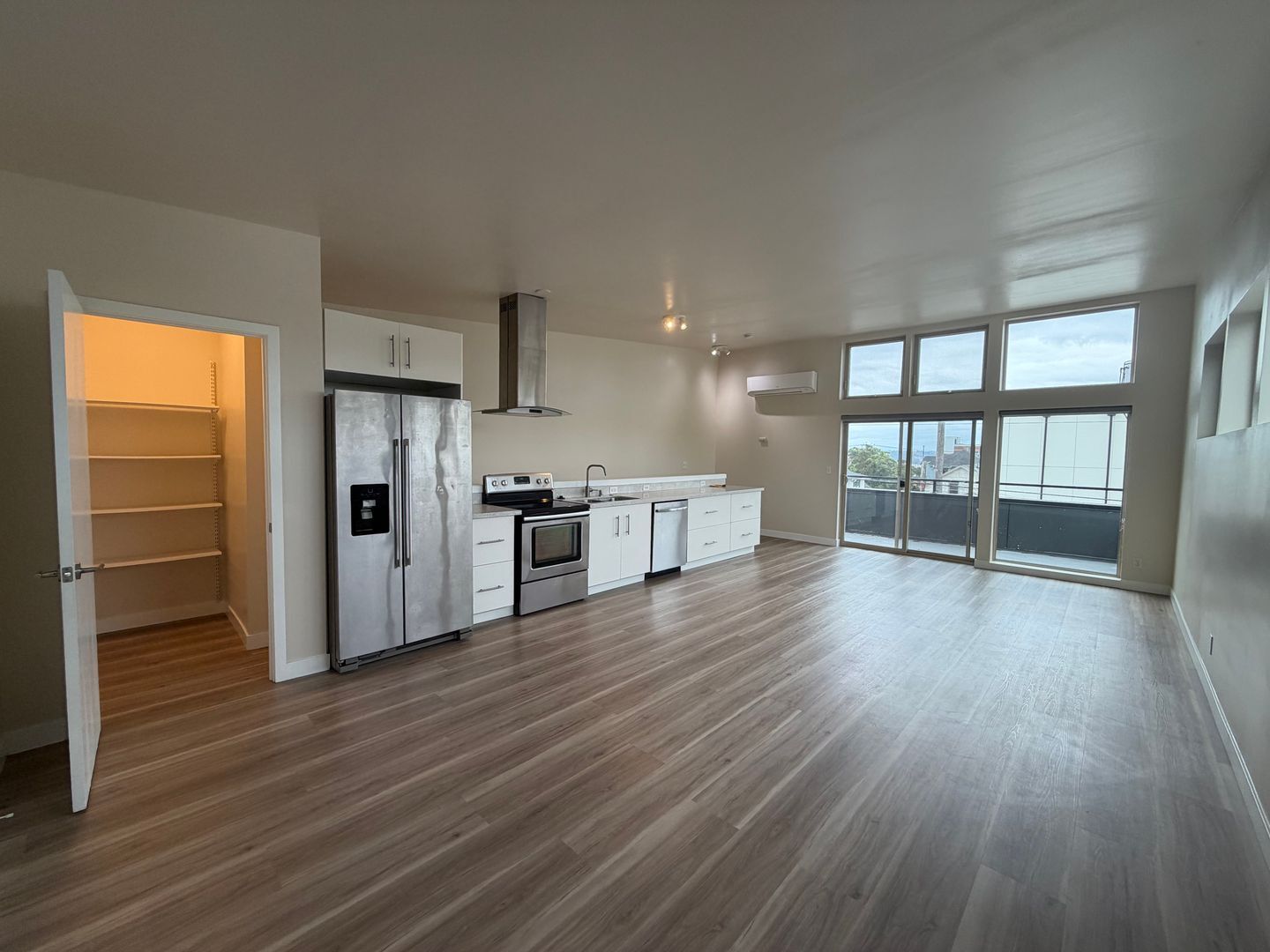 913 915 S J St  - Tacoma - Washington - 2 bed, 2 bath rental property