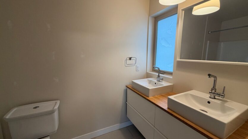 913 915 S J St  - Tacoma - Washington - 2 bed, 2 bath rental property