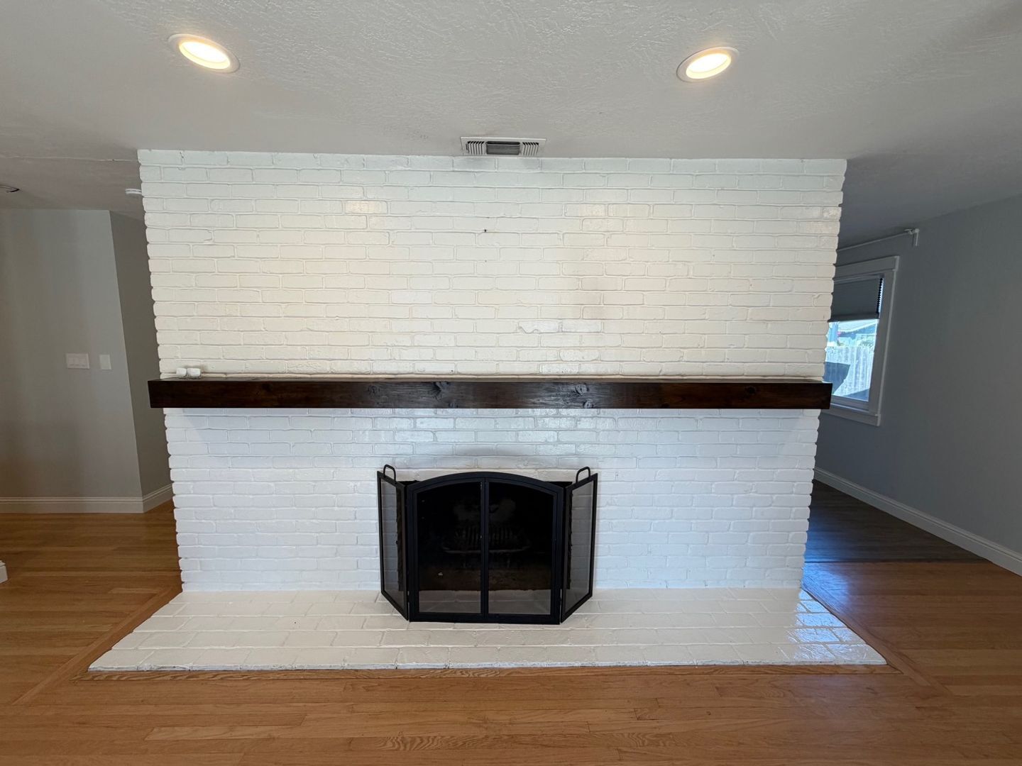 9152 Condesa Dr - Sacramento - California - 3 bed, 2 bath rental property