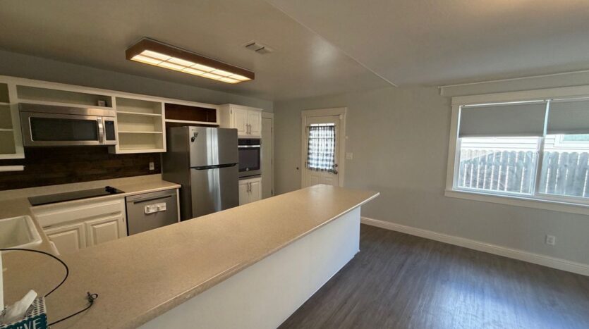9152 Condesa Dr - Sacramento - California - 3 bed, 2 bath rental property