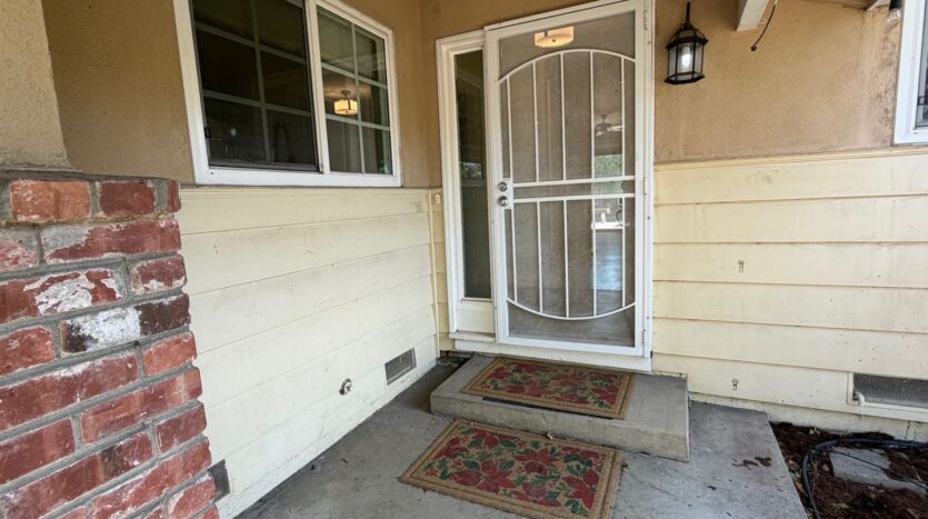 9152 Condesa Dr - Sacramento - California - 3 bed, 2 bath rental property