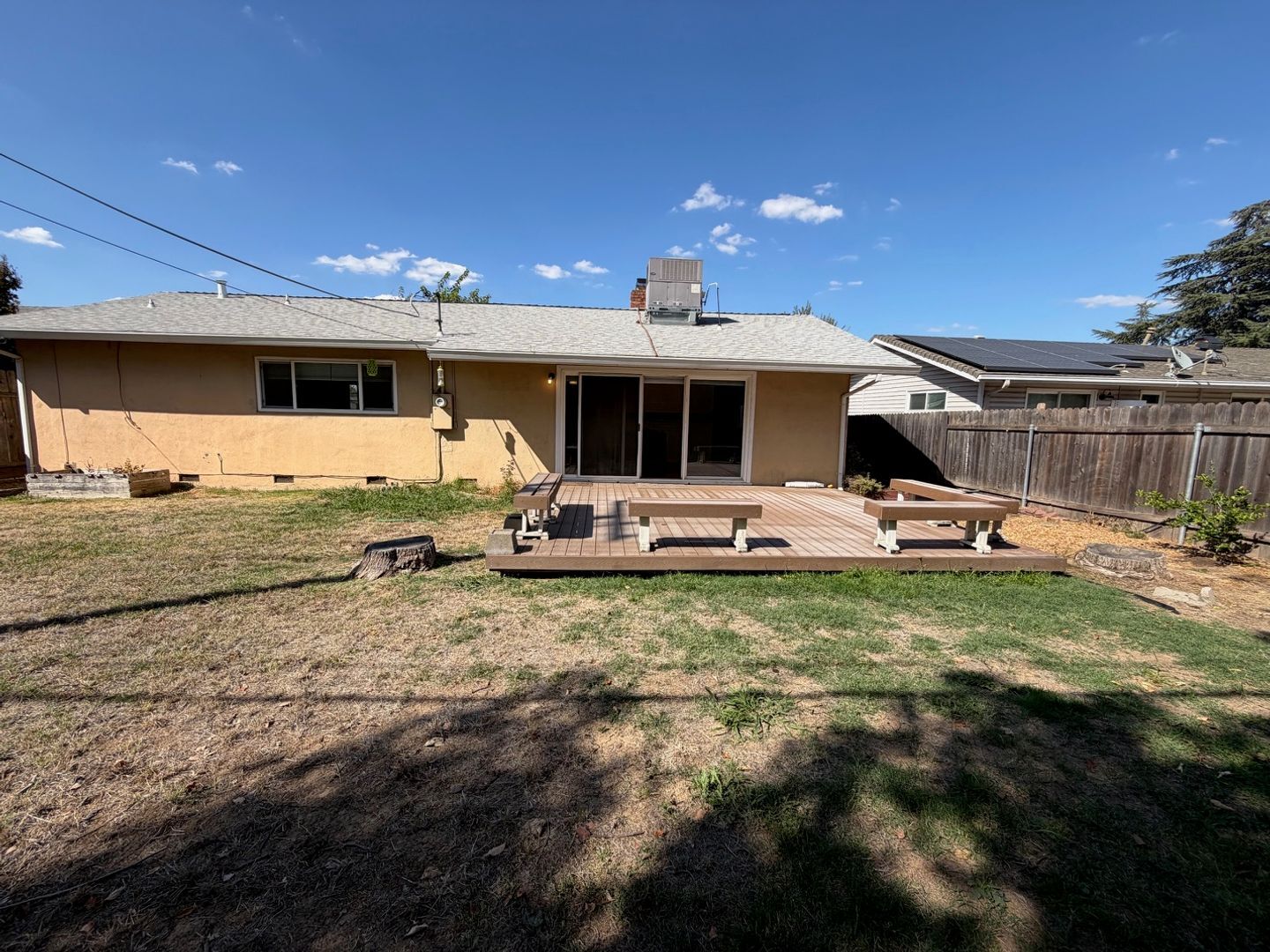 9152 Condesa Dr - Sacramento - California - 3 bed, 2 bath rental property