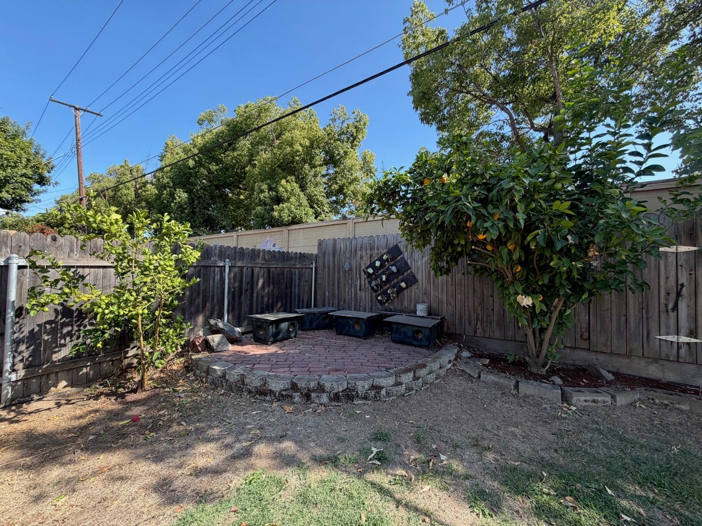9152 Condesa Dr - Sacramento - California - 3 bed, 2 bath rental property