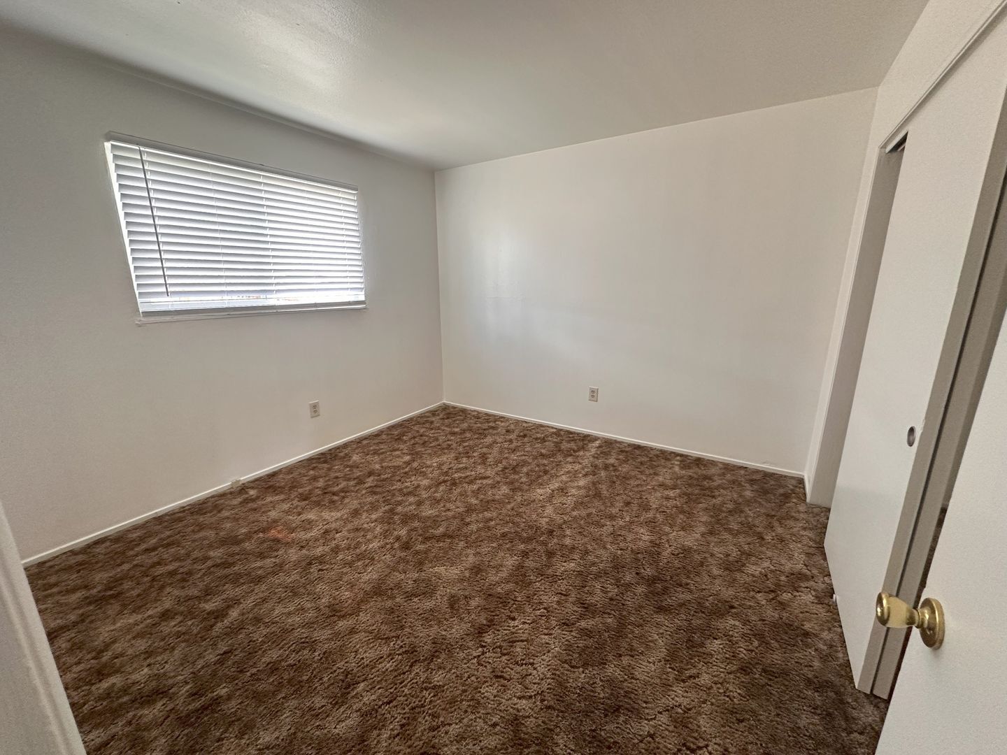 930 Paiute Lane - #16 - Susanville - California - 2 bed, 1 bath rental property