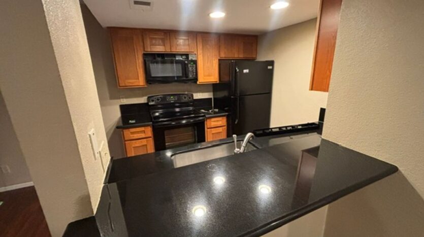 951 Fulton Ave  Unit 531 - Sacramento - California - 1 bed, 1 bath rental property