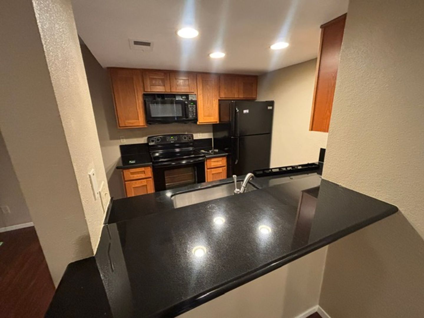 951 Fulton Ave  Unit 531 - Sacramento - California - 1 bed, 1 bath rental property