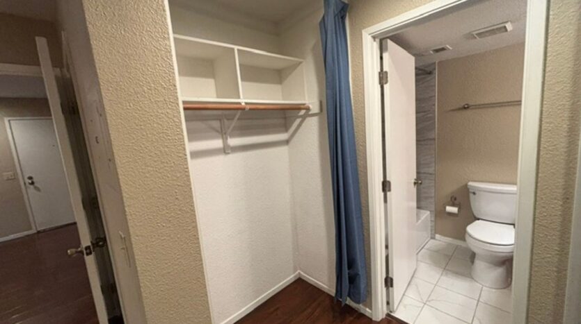 951 Fulton Ave  Unit 531 - Sacramento - California - 1 bed, 1 bath rental property