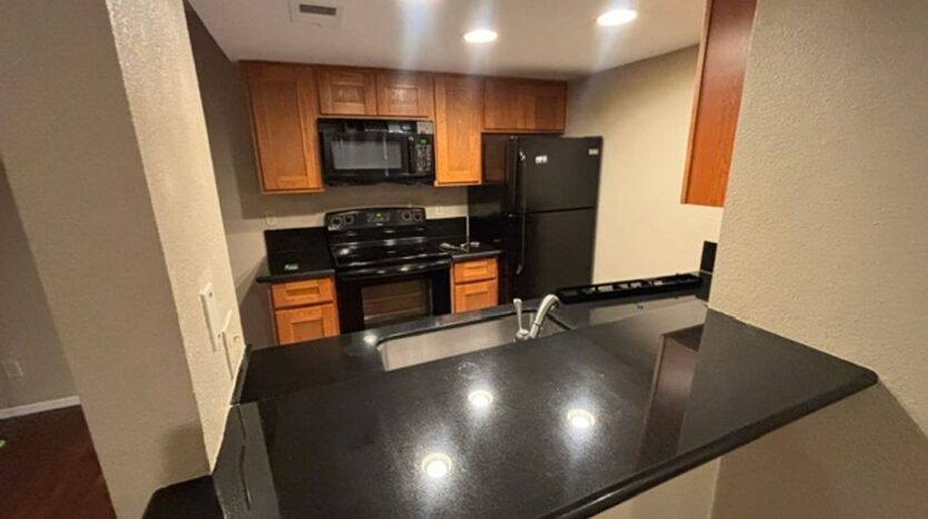 951 Fulton Ave  Unit 531 - Sacramento - California - 1 bed, 1 bath rental property