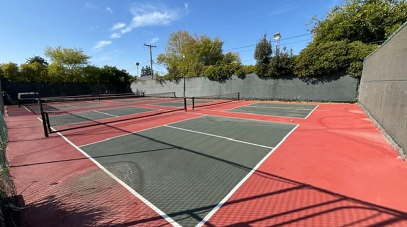 951 Fulton Ave  Unit 531 - Sacramento - California - 1 bed, 1 bath rental property
