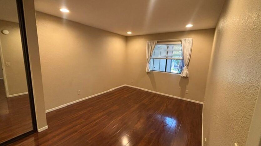 951 Fulton Ave  Unit 531 - Sacramento - California - 1 bed, 1 bath rental property