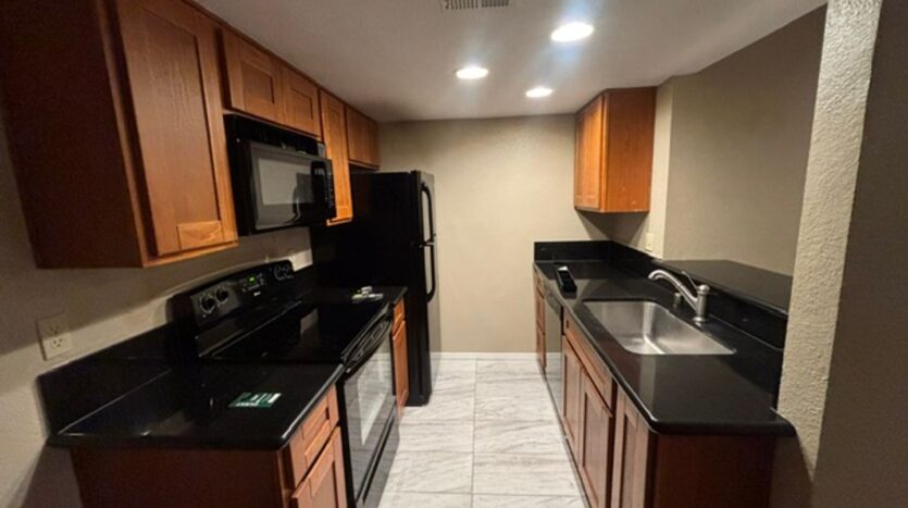 951 Fulton Ave  Unit 531 - Sacramento - California - 1 bed, 1 bath rental property