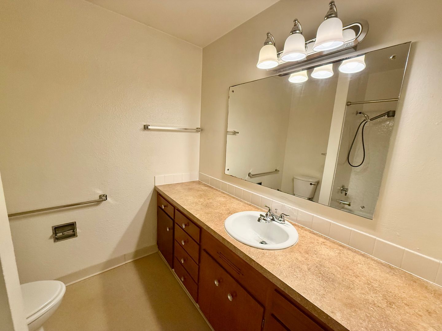9542 8th Ave NW - Seattle - Washington - 2 bed, 1 bath rental property