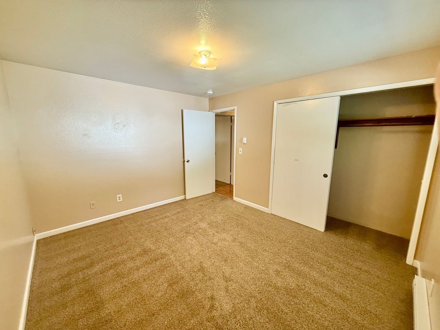 9542 8th Ave NW - Seattle - Washington - 2 bed, 1 bath rental property