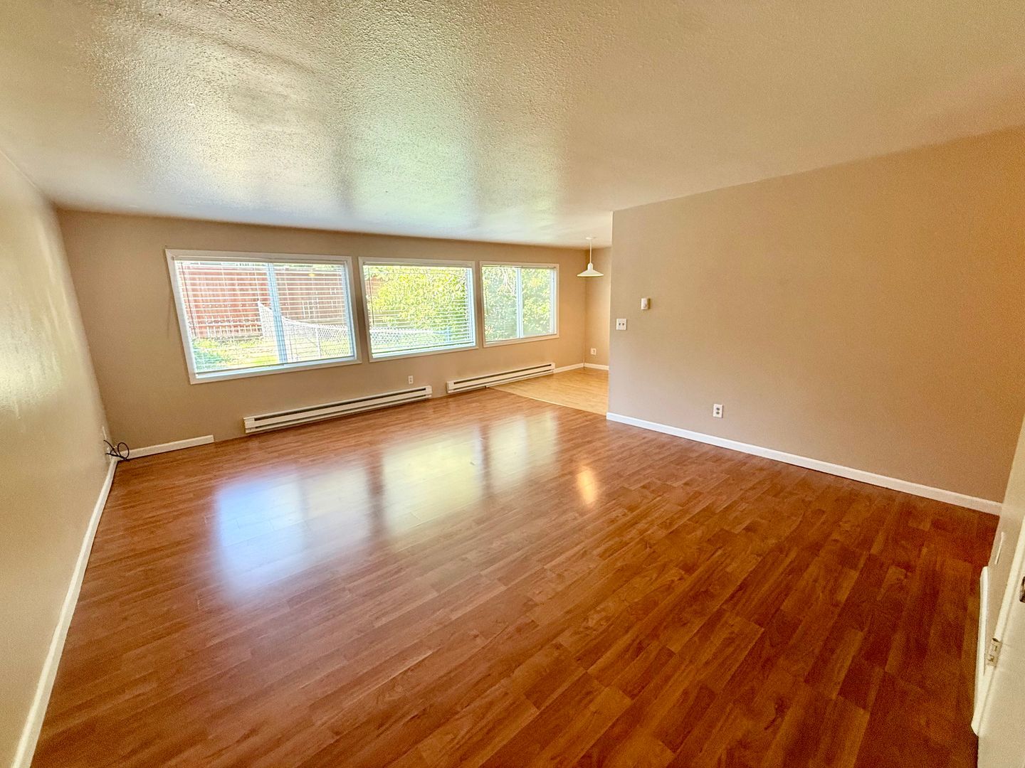 9542 8th Ave NW - Seattle - Washington - 2 bed, 1 bath rental property