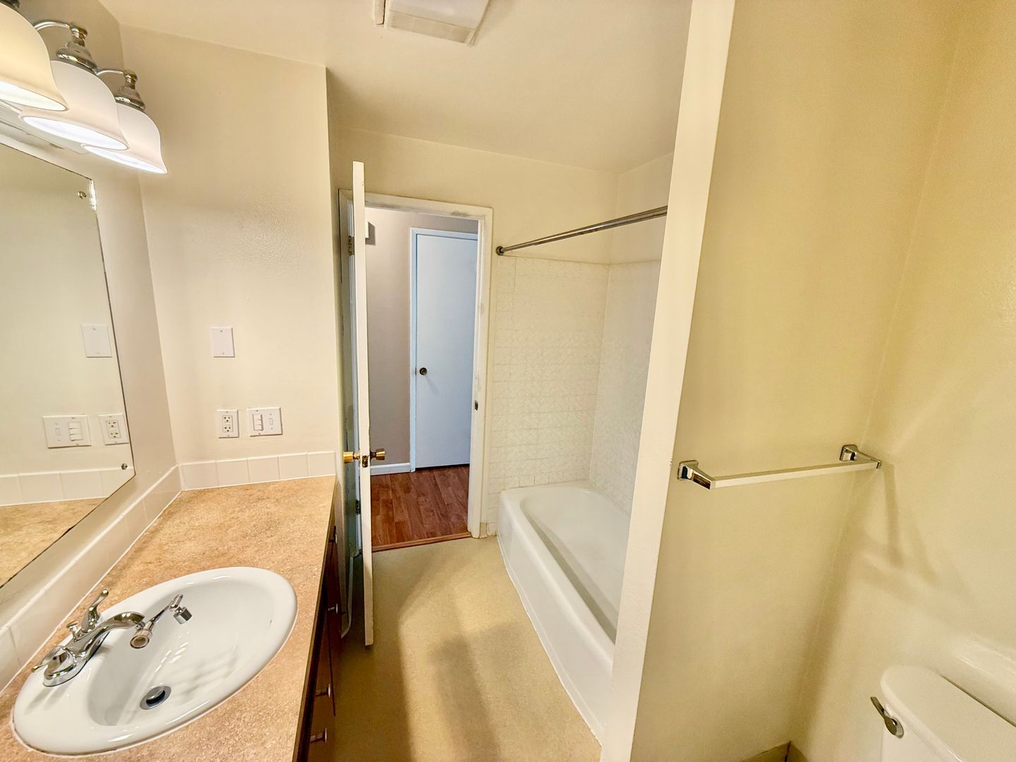 9542 8th Ave NW - Seattle - Washington - 2 bed, 1 bath rental property