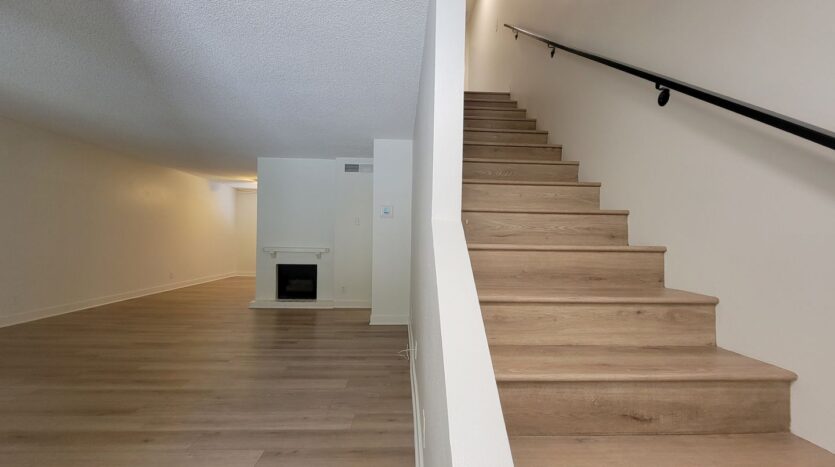 9727 Via Roma - Burbank - California - 2 bed, 2.5 bath rental property
