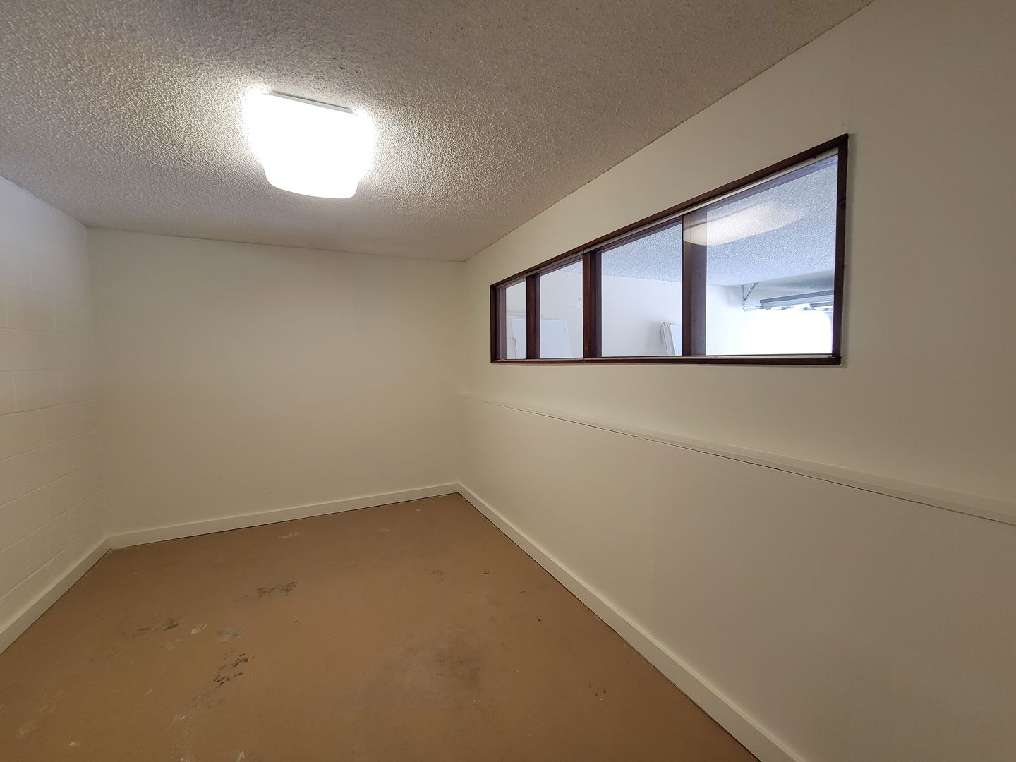 9727 Via Roma - Burbank - California - 2 bed, 2.5 bath rental property