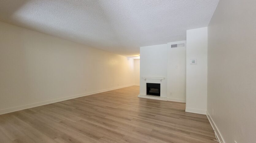 9727 Via Roma - Burbank - California - 2 bed, 2.5 bath rental property