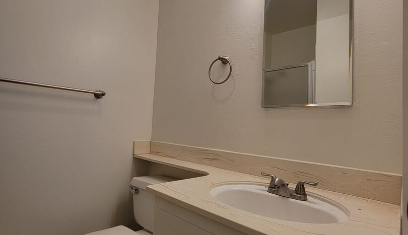 9727 Via Roma - Burbank - California - 2 bed, 2.5 bath rental property