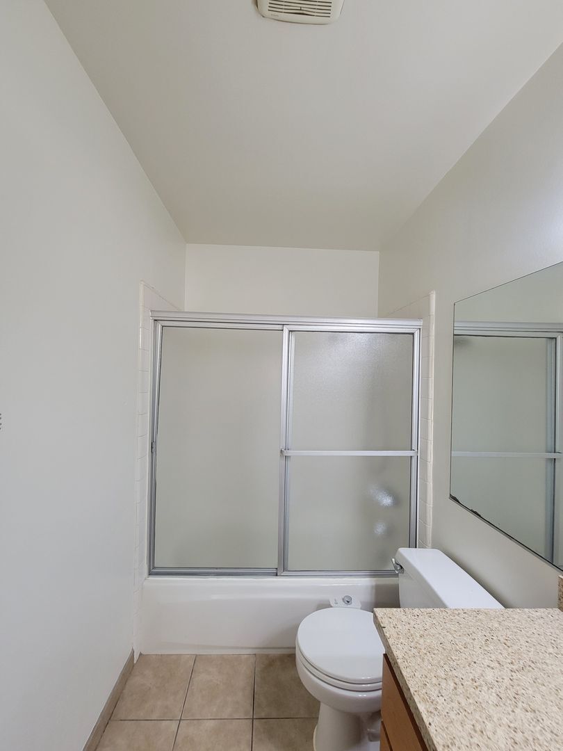9727 Via Roma - Burbank - California - 2 bed, 2.5 bath rental property