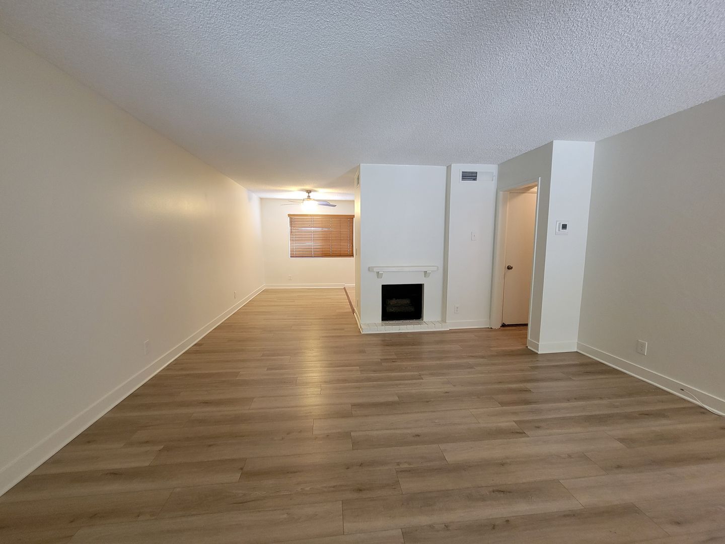 9727 Via Roma - Burbank - California - 2 bed, 2.5 bath rental property