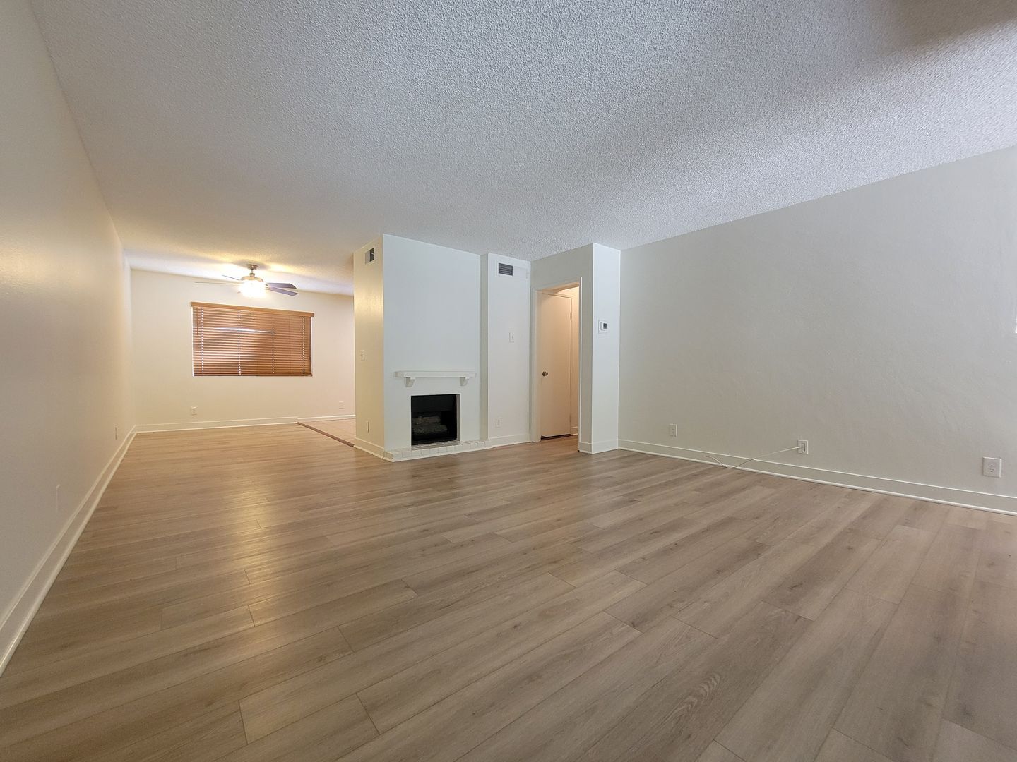 9727 Via Roma - Burbank - California - 2 bed, 2.5 bath rental property
