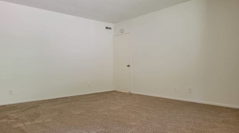 9727 Via Roma - Burbank - California - 2 bed, 2.5 bath rental property