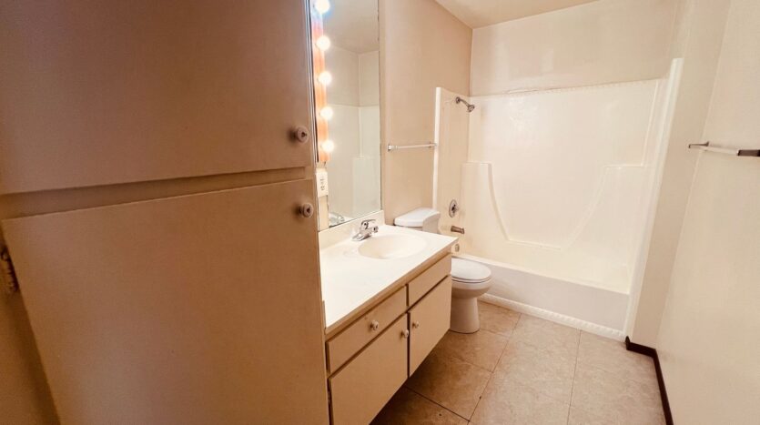 9794 Caminito Bolsa - San Diego - California - 2 bed, 1 bath rental property