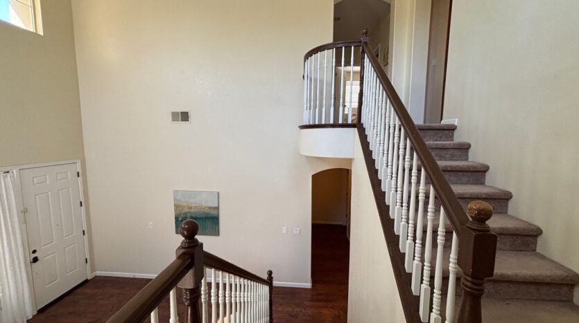 9829 Waterfowl Dr - Elk Grove - California - 5 bed, 3 bath rental property