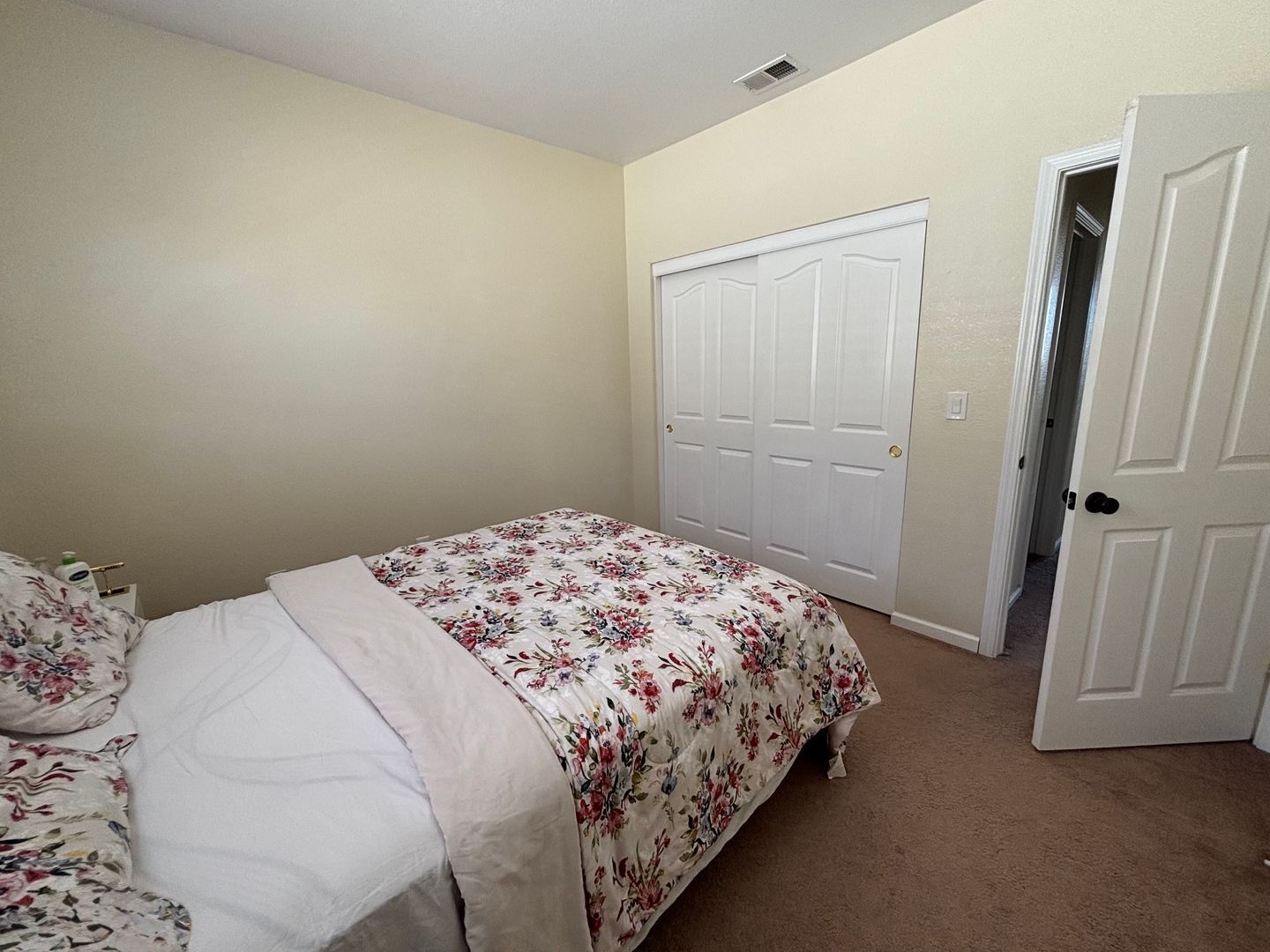 9829 Waterfowl Dr - Elk Grove - California - 5 bed, 3 bath rental property