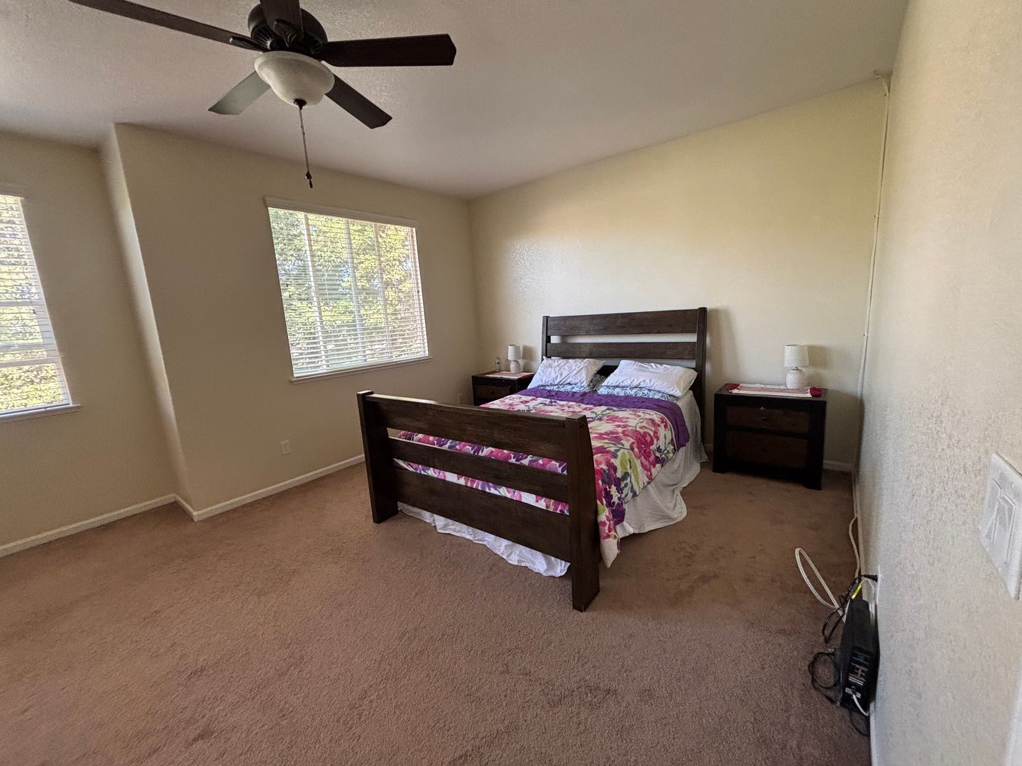 9829 Waterfowl Dr - Elk Grove - California - 5 bed, 3 bath rental property