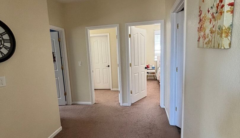 9829 Waterfowl Dr - Elk Grove - California - 5 bed, 3 bath rental property
