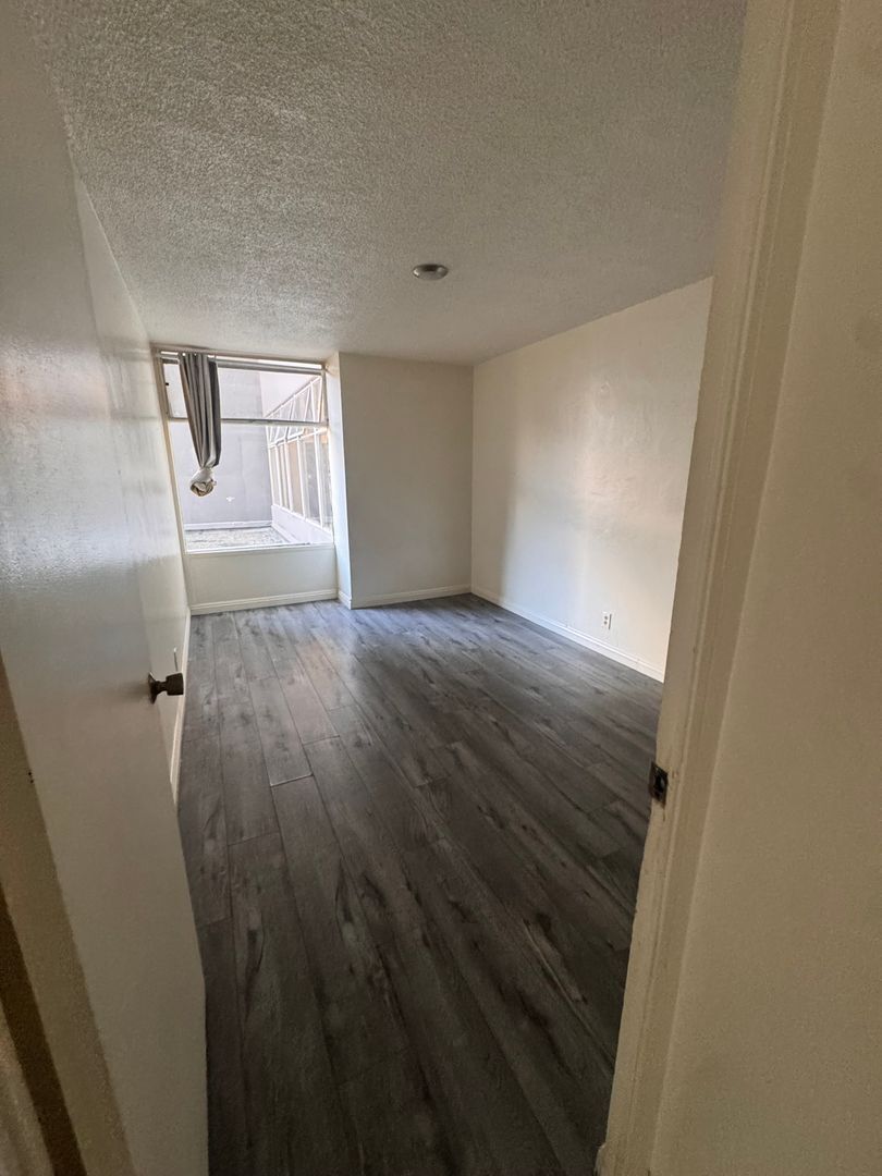 100 E Atlantic #207 - Long Beach - California - 1 bed, 1 bath rental property