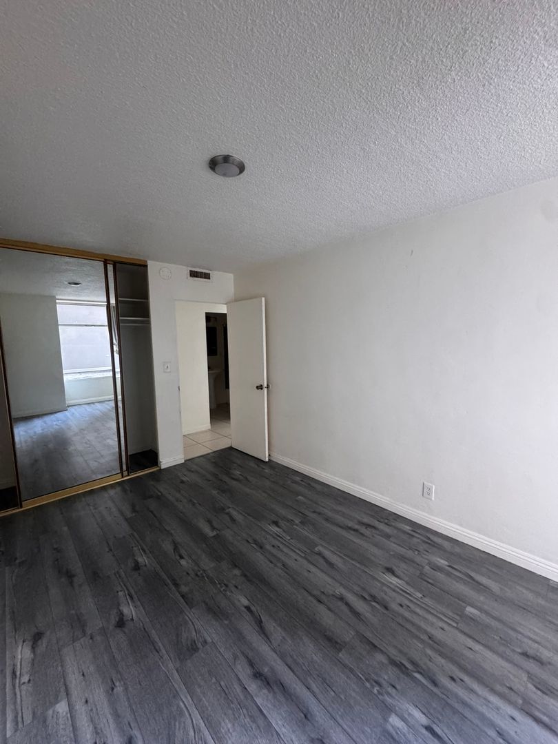 100 E Atlantic #207 - Long Beach - California - 1 bed, 1 bath rental property