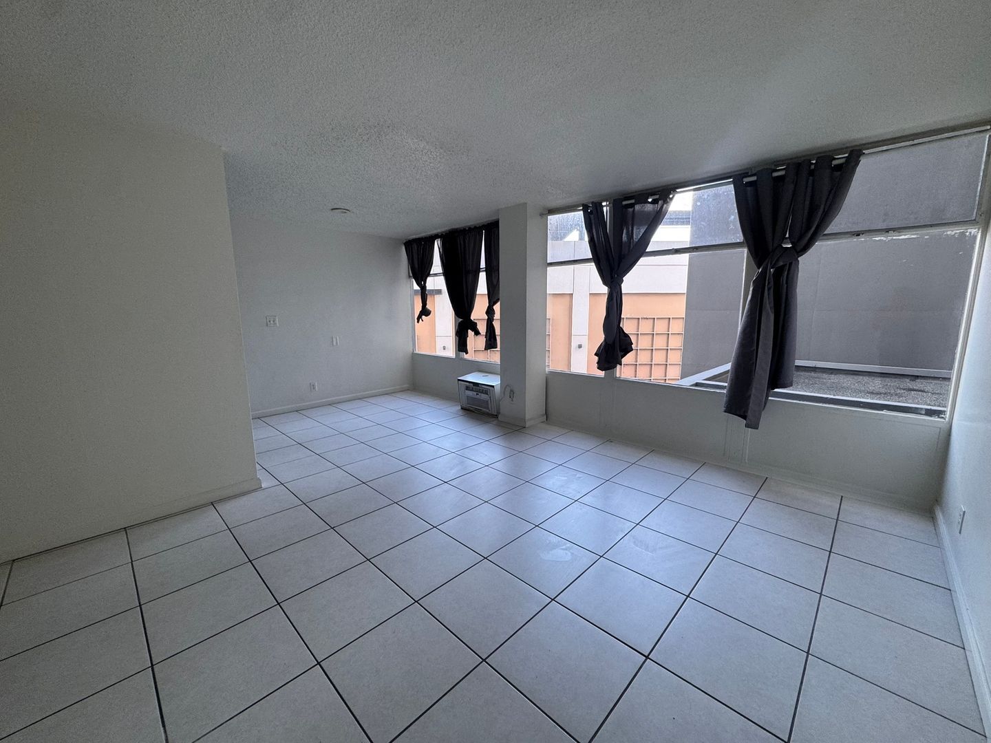 100 E Atlantic #207 - Long Beach - California - 1 bed, 1 bath rental property