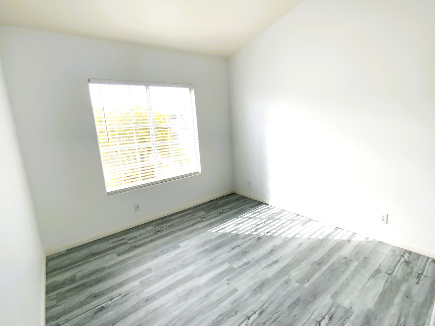 1024 Majesty Ct - Henderson - Nevada - 3 bed, 2 bath rental property