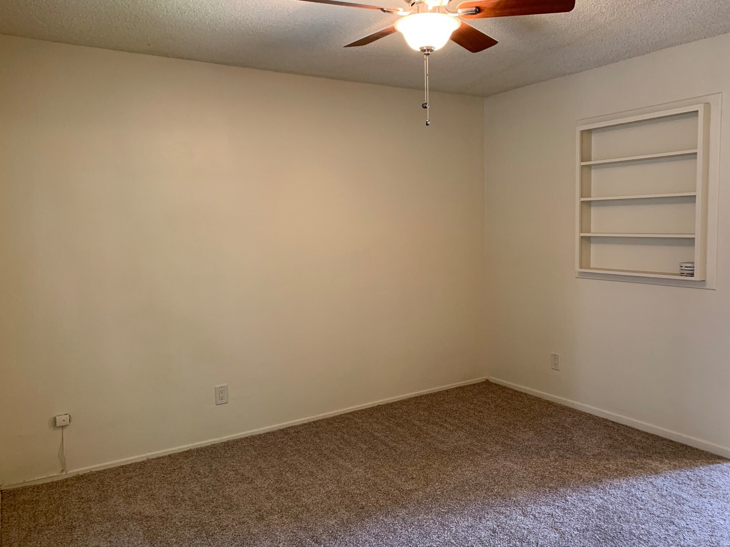 1027 Felspar Street - San Diego - California - 1 bed, 1 bath rental property