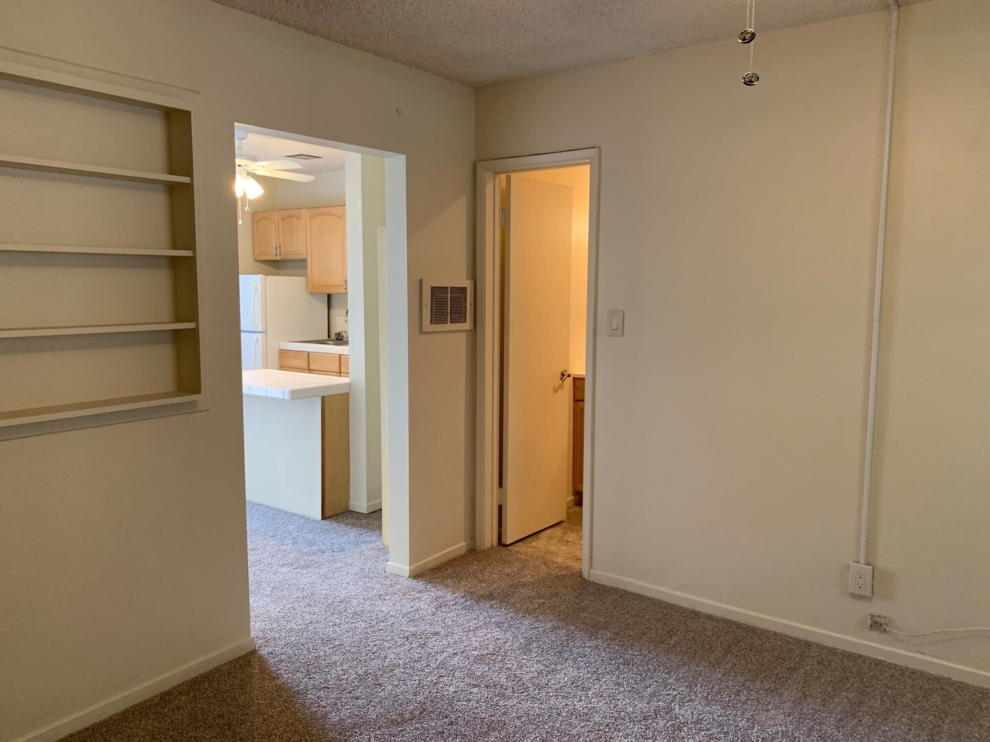 1027 Felspar Street - San Diego - California - 1 bed, 1 bath rental property