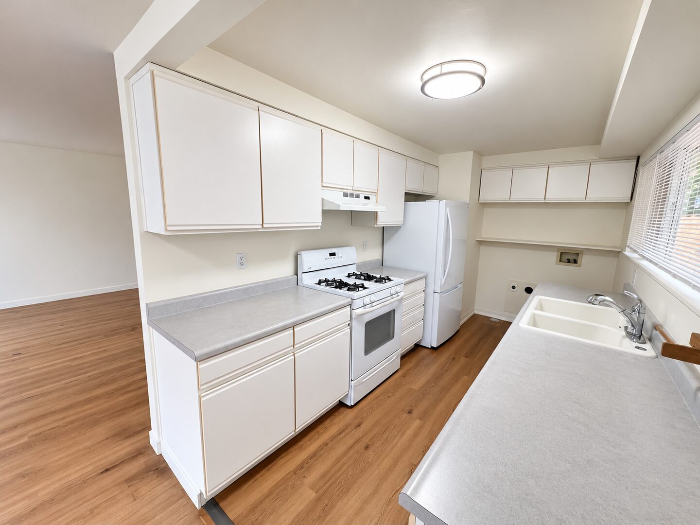 10523 SE Cora St - Portland - Oregon - 3 bed, 1 bath rental property