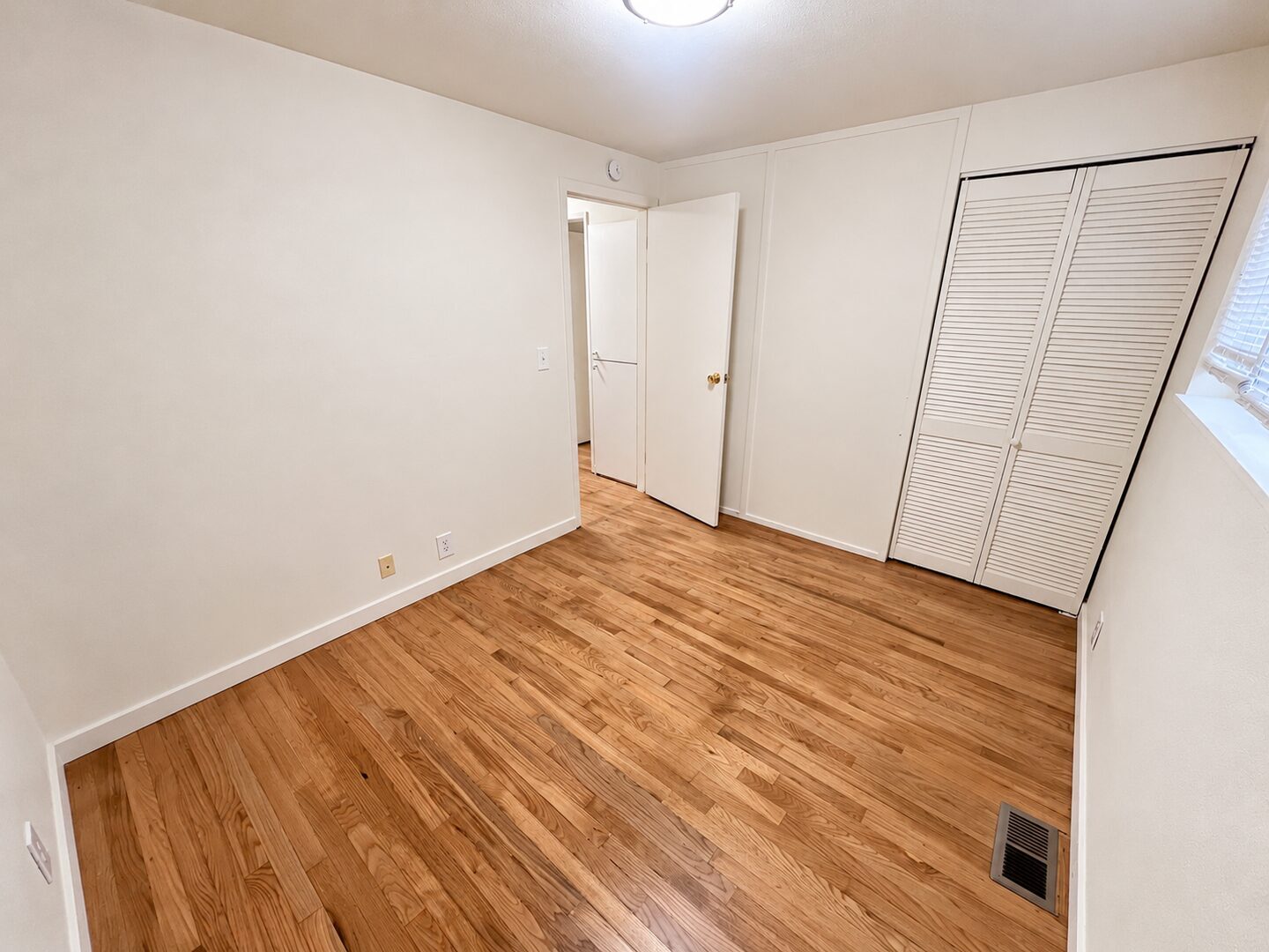 10523 SE Cora St - Portland - Oregon - 3 bed, 1 bath rental property