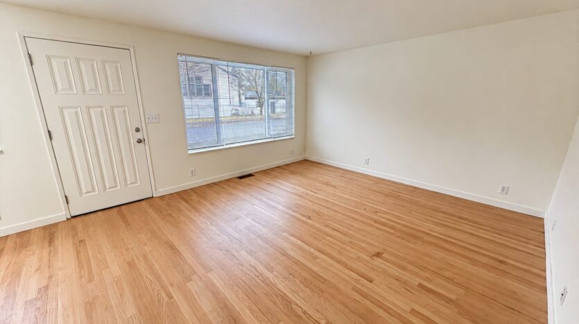 10523 SE Cora St - Portland - Oregon - 3 bed, 1 bath rental property