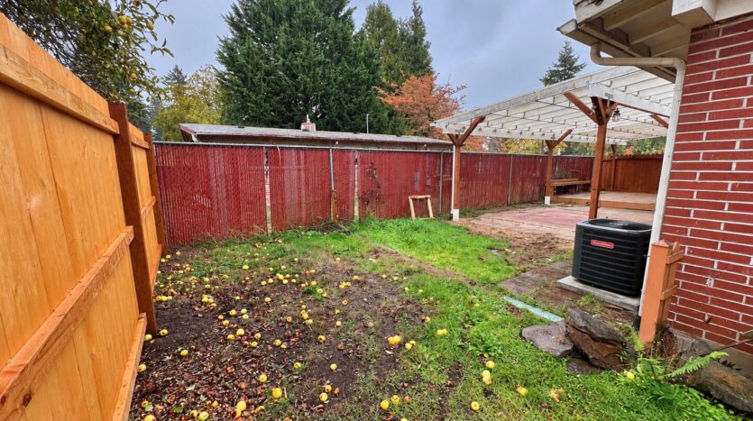 10523 SE Cora St - Portland - Oregon - 3 bed, 1 bath rental property