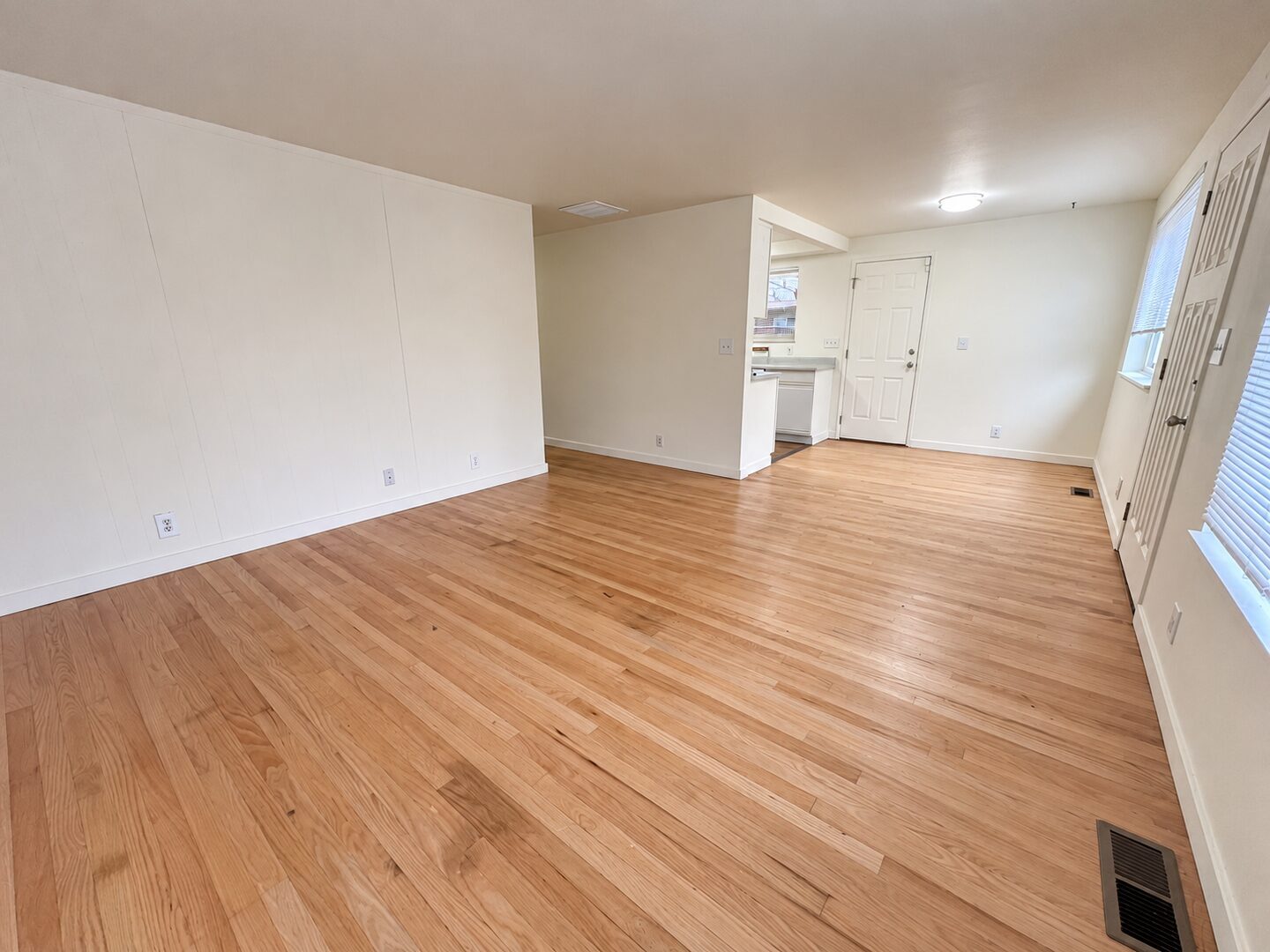 10523 SE Cora St - Portland - Oregon - 3 bed, 1 bath rental property