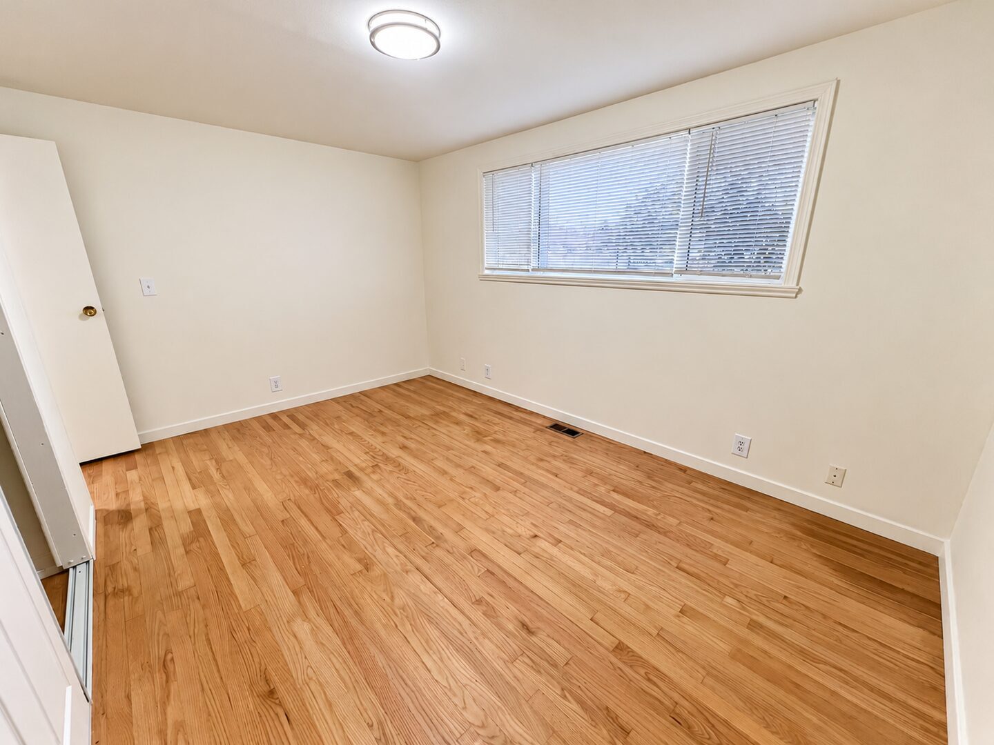 10523 SE Cora St - Portland - Oregon - 3 bed, 1 bath rental property