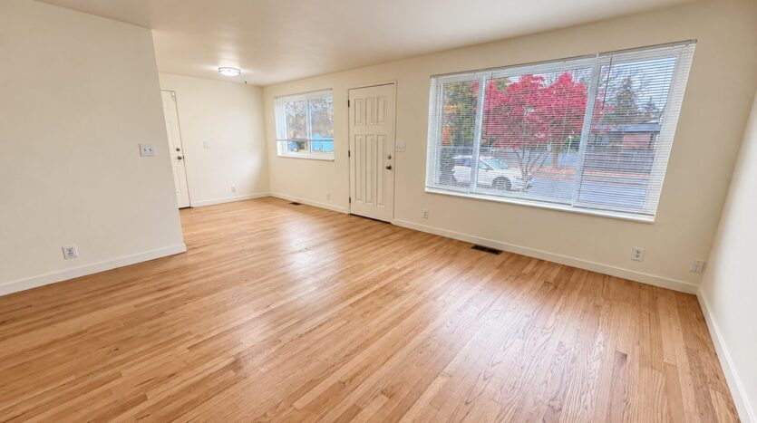 10523 SE Cora St - Portland - Oregon - 3 bed, 1 bath rental property