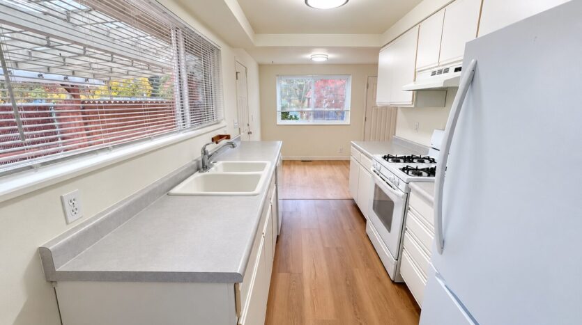 10523 SE Cora St - Portland - Oregon - 3 bed, 1 bath rental property