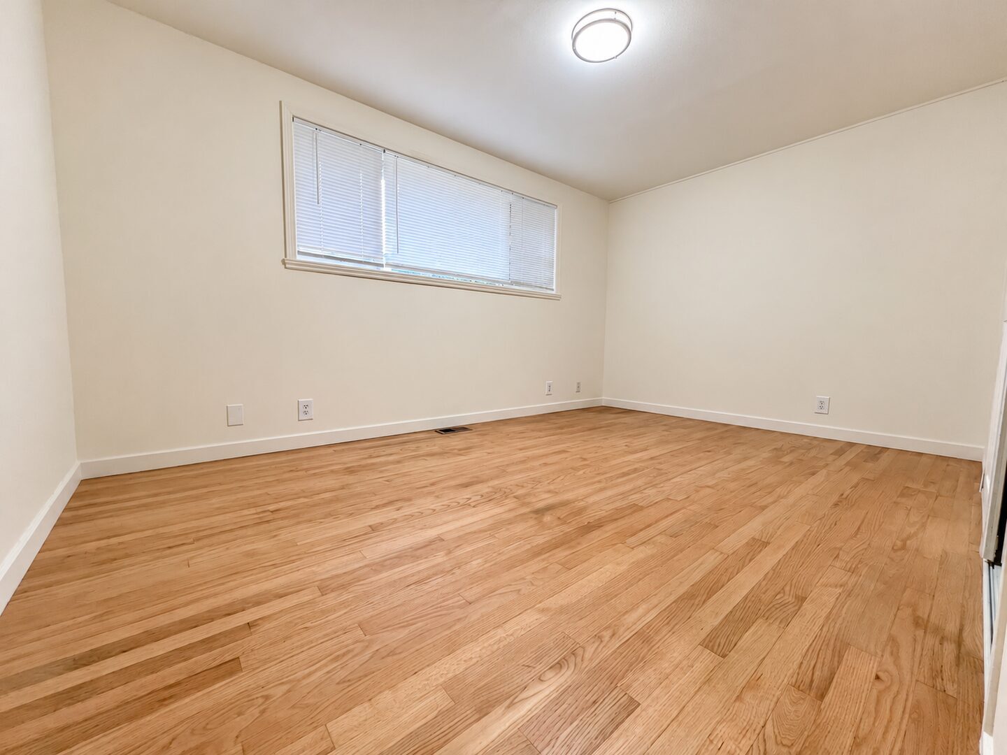 10523 SE Cora St - Portland - Oregon - 3 bed, 1 bath rental property